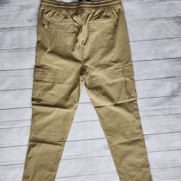 Men's Tan Cargo Pants Tapered Fit And Elastic Waitband - Picture 9 of 15
